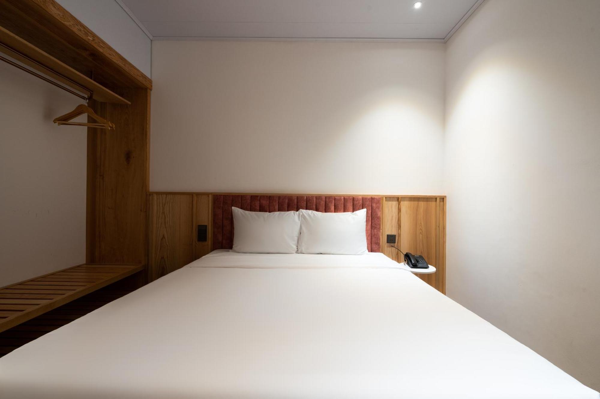 Haven Hut Riverside Hotel 호치민 외부 사진